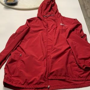 nike running wind breaker round bottom back unjustifiably hood